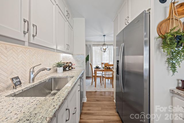 3368 N Glenola Road, Archdale, NC 27263