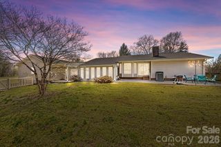 3368 N Glenola Road, Archdale, NC 27263