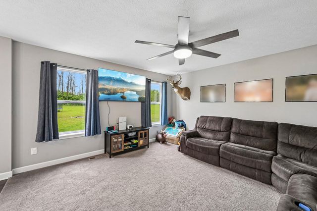 44 Township Road 184 44 Township Road 184, Bellefontaine, OH 43311