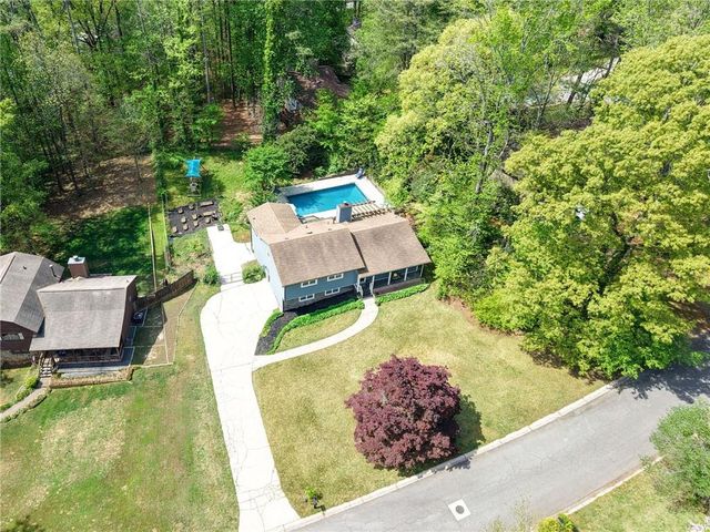 170 Settendown Trail SE, Mableton, GA 30126