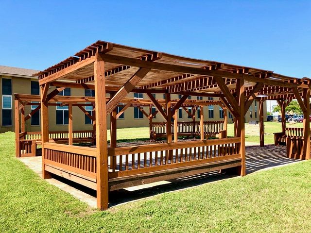 1212 Glen Garden Drive, Fort Worth, TX 76104