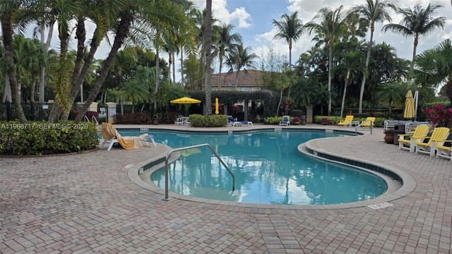 15065 Michelangelo Blvd 204, Delray Beach, FL 33446