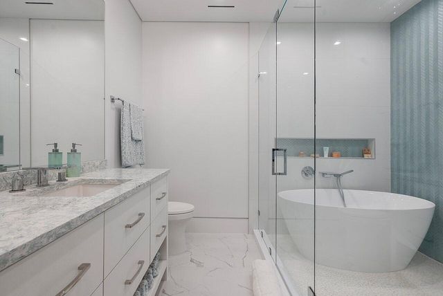 3016 SE Dune Drive, Stuart, FL 34996