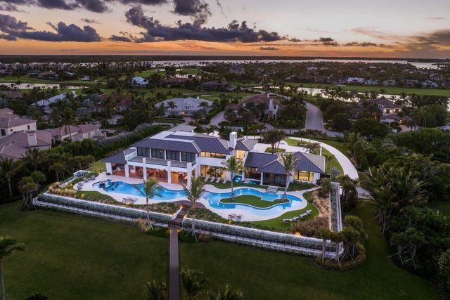 3016 SE Dune Drive, Stuart, FL 34996