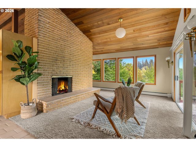 1470 Se 37TH Ave, Hillsboro, OR 97123