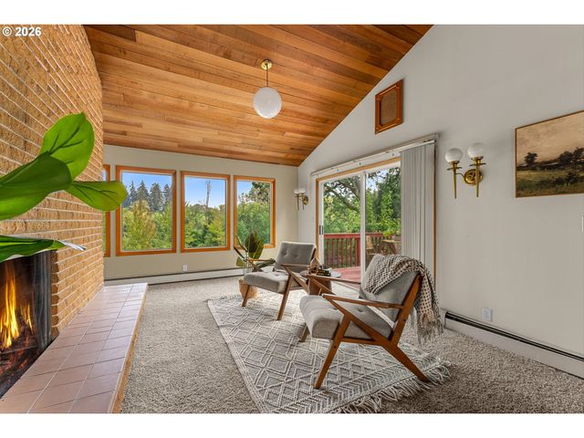 1470 Se 37TH Ave, Hillsboro, OR 97123