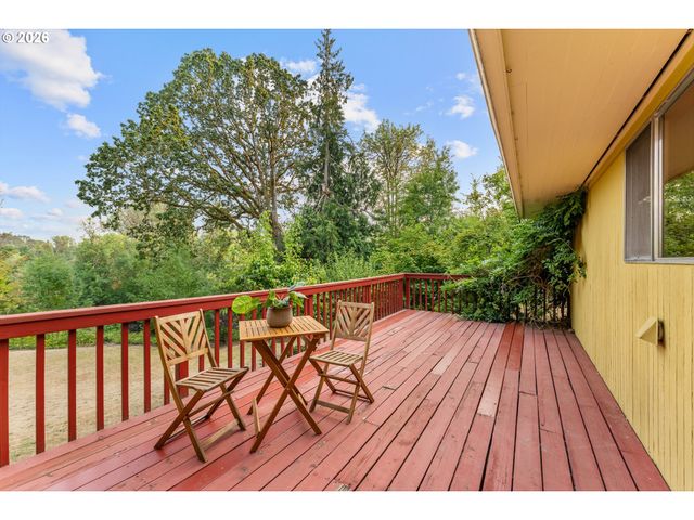 1470 Se 37TH Ave, Hillsboro, OR 97123