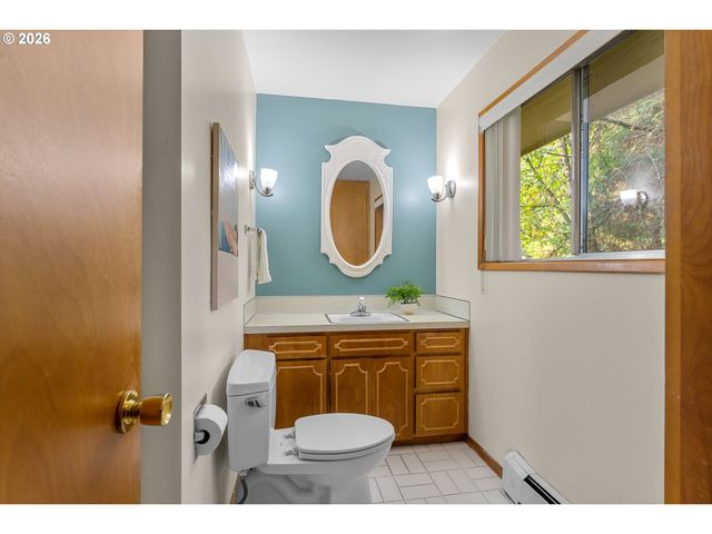 1470 Se 37TH Ave, Hillsboro, OR 97123