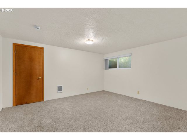 1470 Se 37TH Ave, Hillsboro, OR 97123