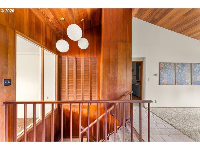 1470 Se 37TH Ave, Hillsboro, OR 97123