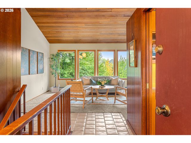 1470 Se 37TH Ave, Hillsboro, OR 97123