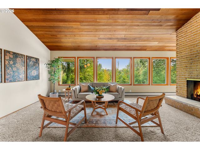 1470 Se 37TH Ave, Hillsboro, OR 97123