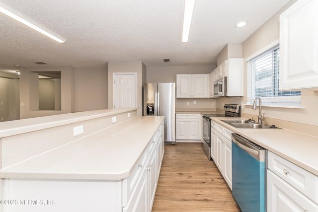 11483 SUMMER BIRD Court, Jacksonville, FL 32221