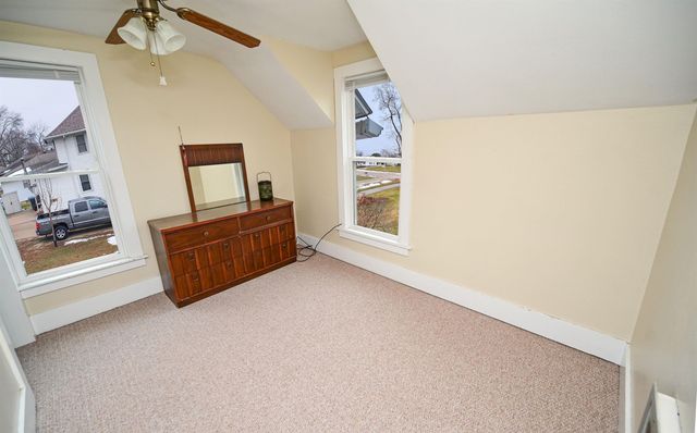 416 Prospect Street, Manchester, IA 52057