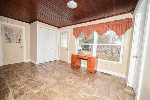 416 Prospect Street, Manchester, IA 52057