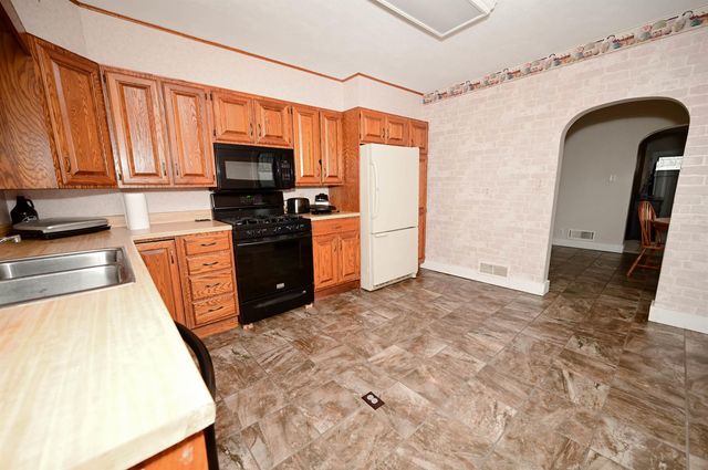 416 Prospect Street, Manchester, IA 52057