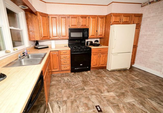 416 Prospect Street, Manchester, IA 52057