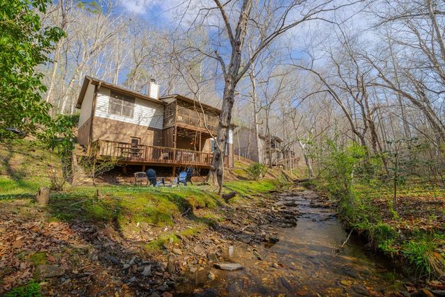 1396 Cherokee Trail, Young Harris, GA 30582
