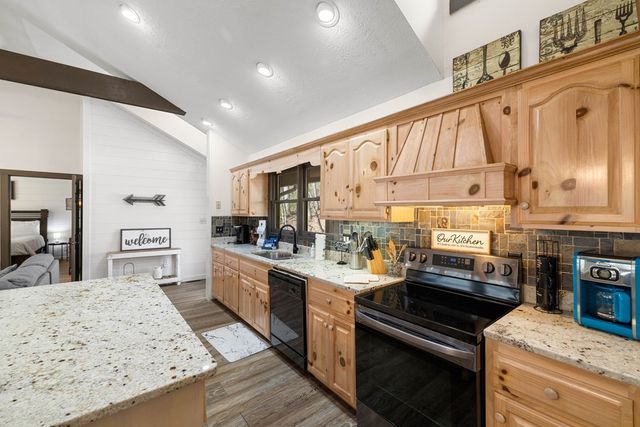 1396 Cherokee Trail, Young Harris, GA 30582