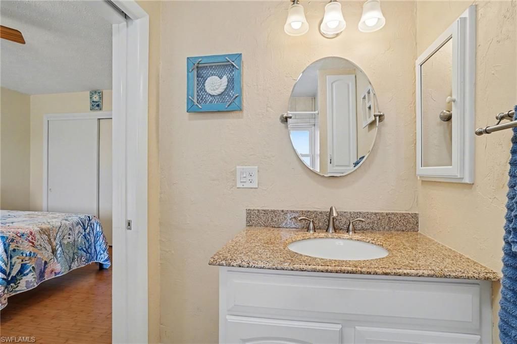 Image 21 of property listing at 1206 SE 46th ST 2G, Cape Coral, FL 33904