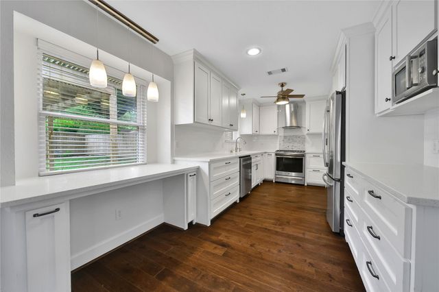 995 Curtin Street, Houston, TX 77018