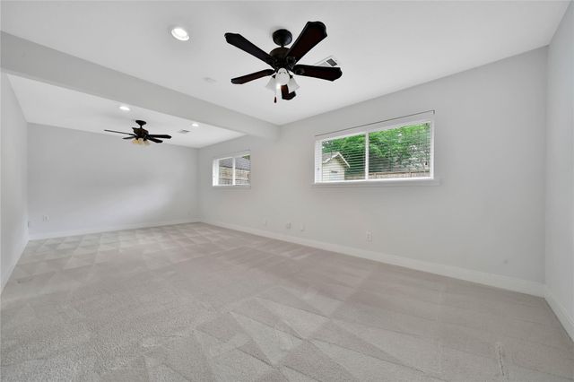 995 Curtin Street, Houston, TX 77018