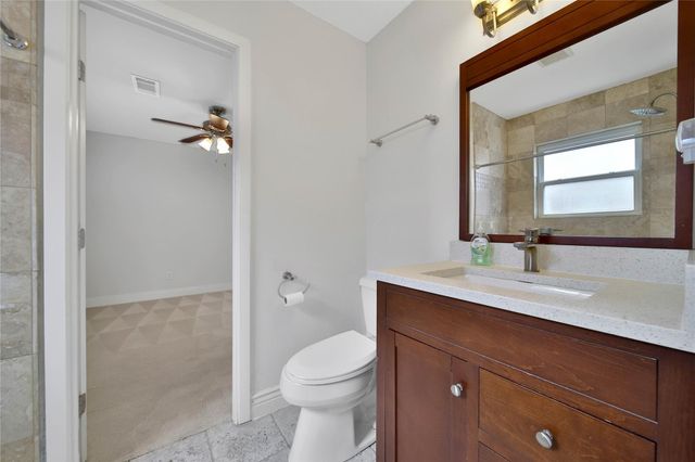 995 Curtin Street, Houston, TX 77018