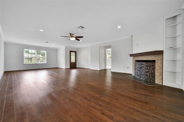 995 Curtin Street, Houston, TX 77018