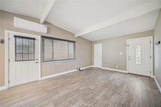 706 Woodgate, Lancaster, CA 93534