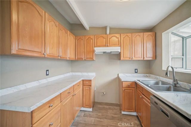 706 Woodgate, Lancaster, CA 93534