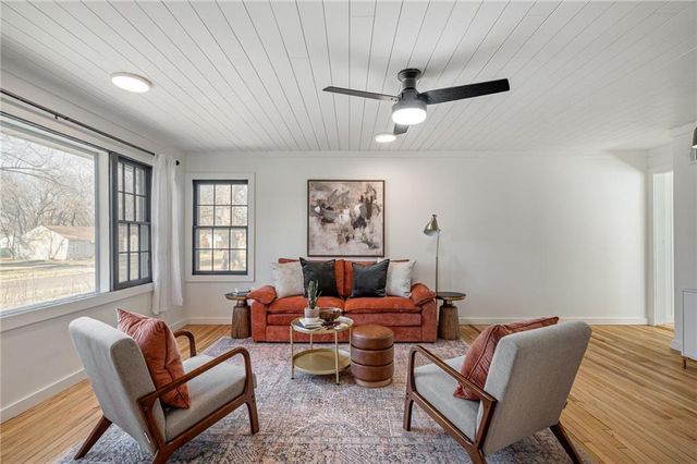 8133 Woodward Street, Overland Park, KS 66204