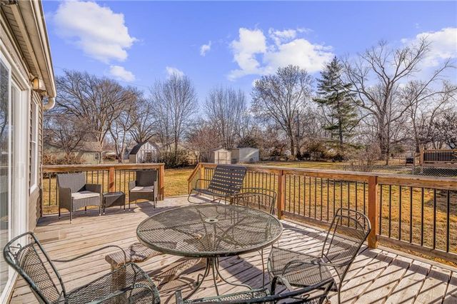 8133 Woodward Street, Overland Park, KS 66204