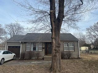 8133 Woodward Street, Overland Park, KS 66204