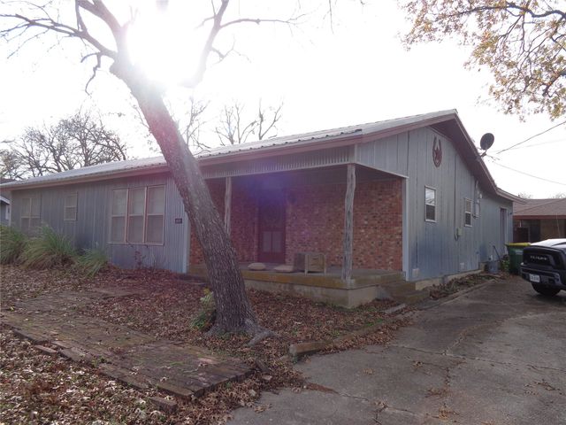 600 S 3rd Street, Grandview, TX 76050