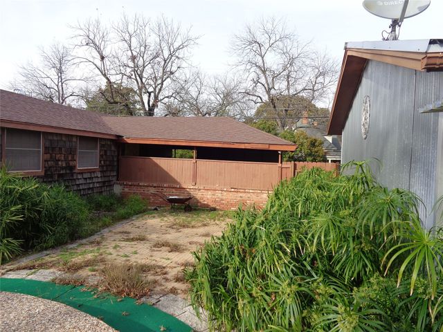 600 S 3rd Street, Grandview, TX 76050