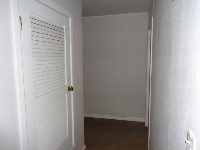 600 S 3rd Street, Grandview, TX 76050