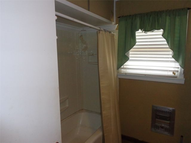 600 S 3rd Street, Grandview, TX 76050