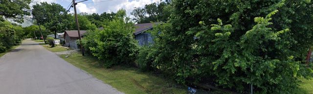 600 S 3rd Street, Grandview, TX 76050