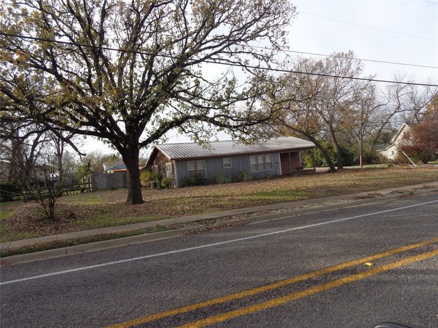 600 S 3rd Street, Grandview, TX 76050