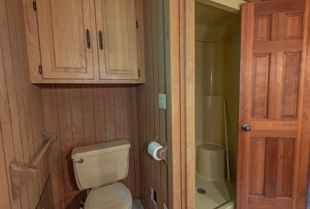 4439 E Fox Bluff Lane, Springfield, MO 65809