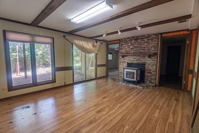 4439 E Fox Bluff Lane, Springfield, MO 65809