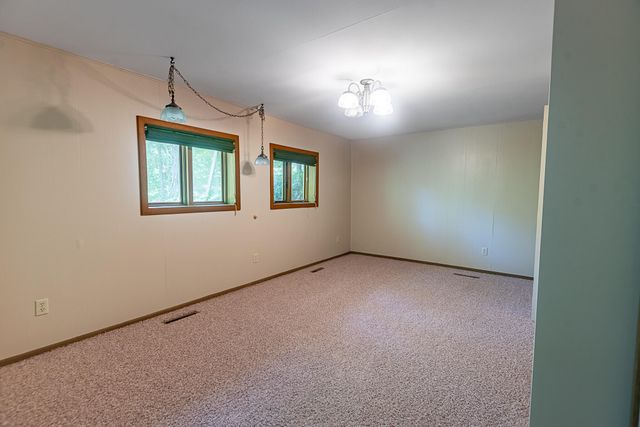 4439 E Fox Bluff Lane, Springfield, MO 65809