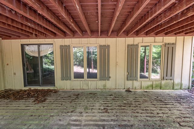 4439 E Fox Bluff Lane, Springfield, MO 65809