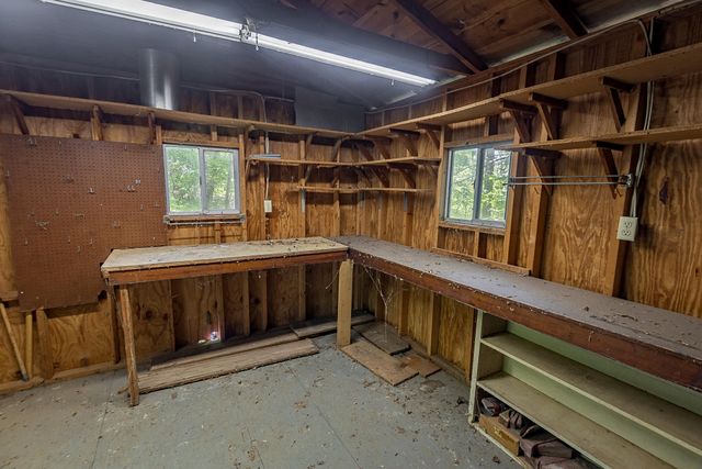 4439 E Fox Bluff Lane, Springfield, MO 65809