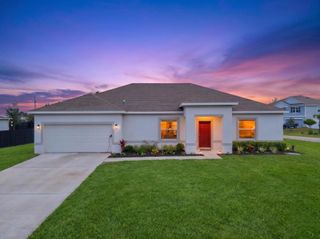 201 SW North Wakefield Circle, Port St. Lucie, FL 34953
