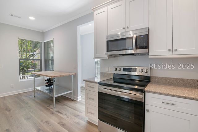 20 Daffodil Ct, Bluffton, SC 29909