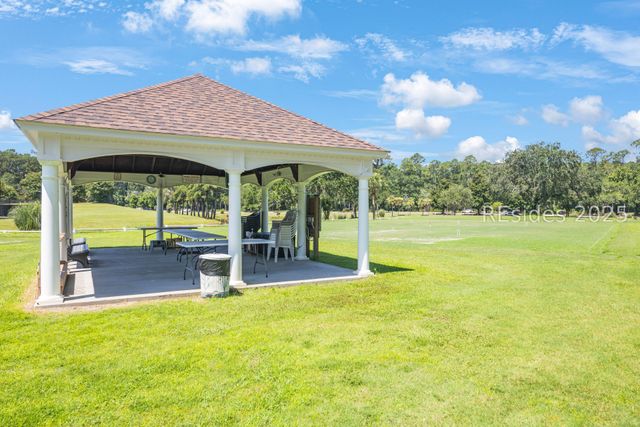 20 Daffodil Ct, Bluffton, SC 29909