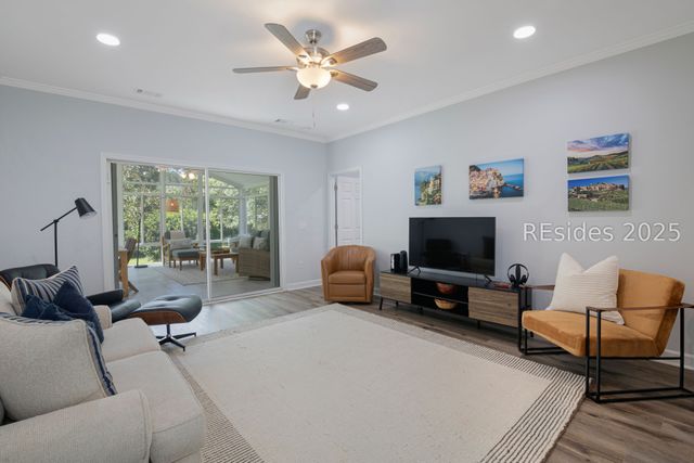 20 Daffodil Ct, Bluffton, SC 29909