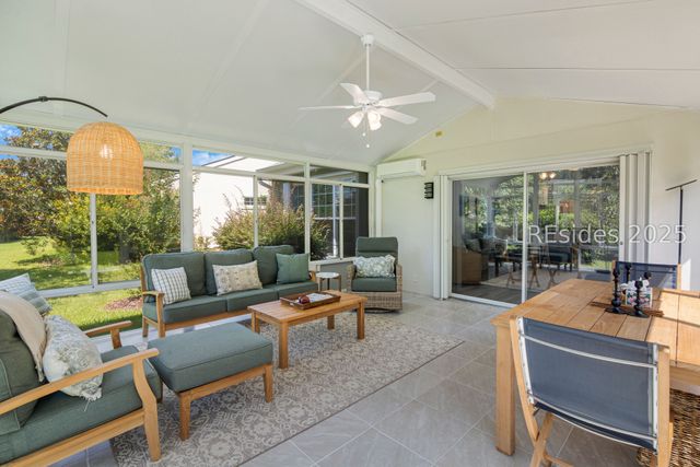 20 Daffodil Ct, Bluffton, SC 29909