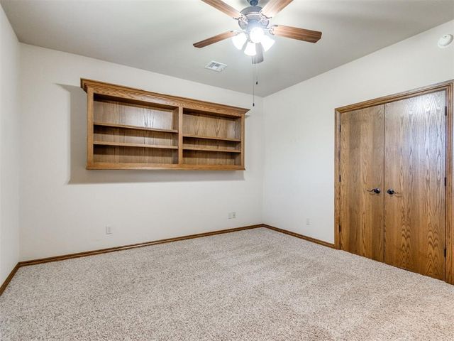 2109 Stony Brook Lane, Yukon, OK 73099